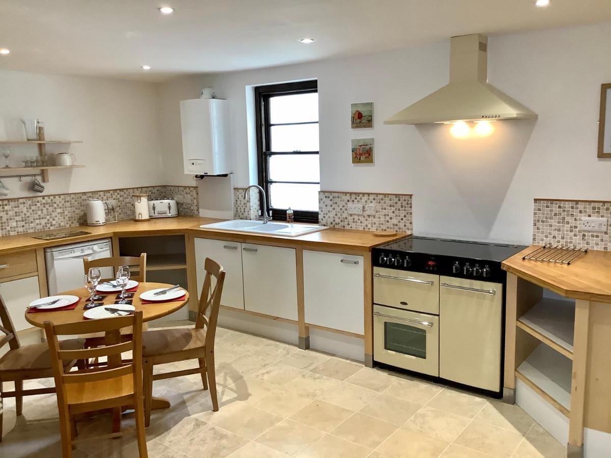 Scarborough House - Adults Only Holiday Home Torquay Eksteriør billede